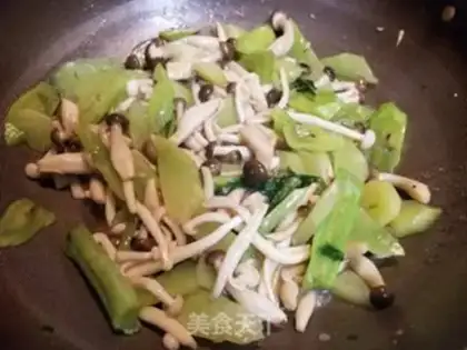 Make Scramble mushrooms step 8