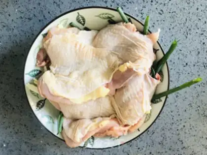 Make Burn chicken legs step 1
