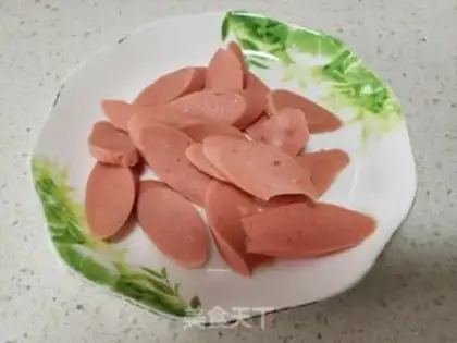 Make Ham intestinal rice step 1