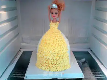Make Flower cake: Queen