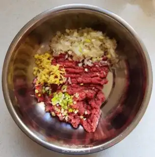 Make Roach beef dumplings step 6