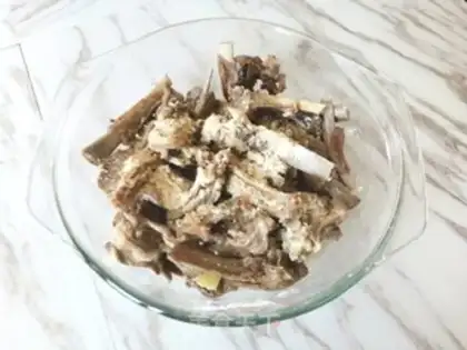Make Pyramid lamb chops step 1