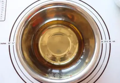 Make Jell-O step 1