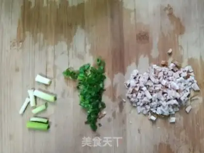 Make Gold egg fried rice step 4