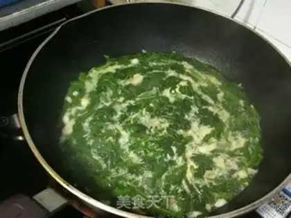 Make Eggs soup step 5