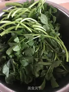 Make The veggie pelvis soup step 1