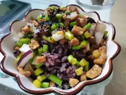 Make Chicken pecs, garlic and rice step 10