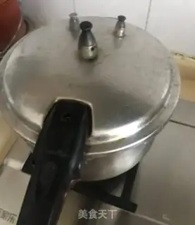 Make The veggie pelvis soup step 5