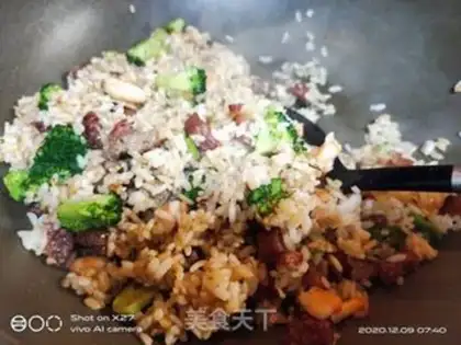 Make Sausage shrimp fried rice step 8