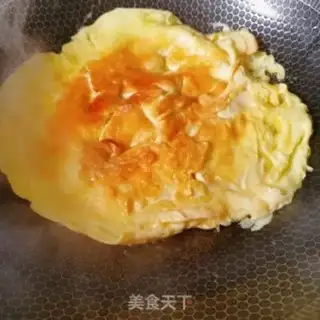 Make Pepper fried eggs step 2