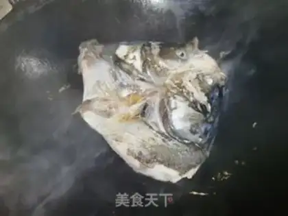 Make Fish head radish soup step 3