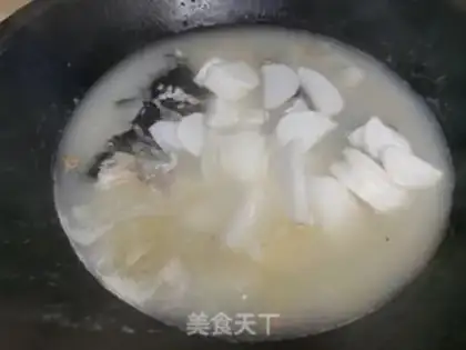 Make Fish head radish soup step 6
