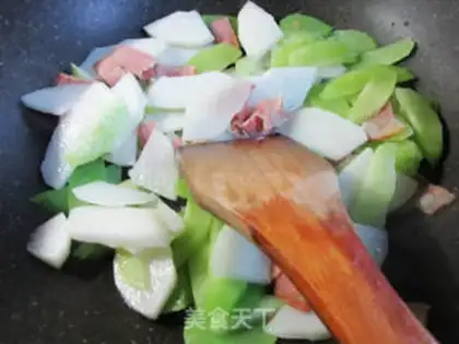 Make Bacon and the white Buddha step 6