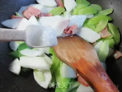 Make Bacon and the white Buddha step 8