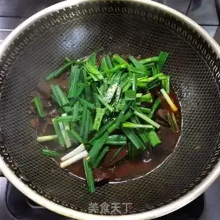 Make Garlic pork blood step 6
