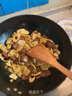 Make Pyramid Weenie