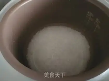 Make The gravy rice step 0