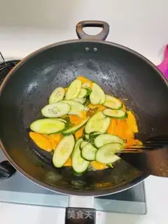 Make Clear the carrots and cucumbers step 1