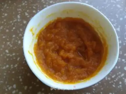 Make Pumpkin Winter Round step 5