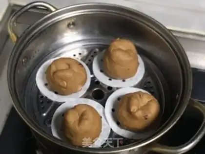 Make Red sugar, red dates, buns step 7