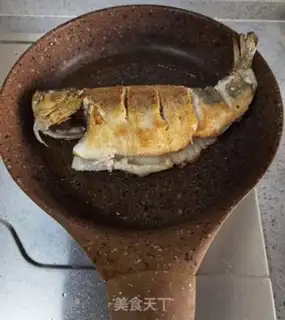 Make Honey sauce, fried fish step 8