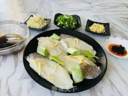 Make Pyramid and garlic cod step 0