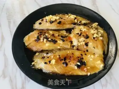 Make Pyramid and garlic cod step 1