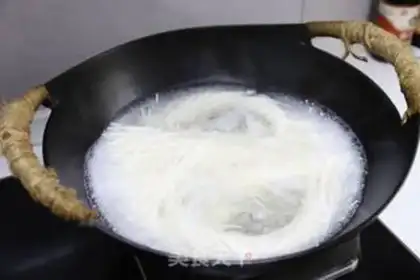 Make Onion noodles step 6