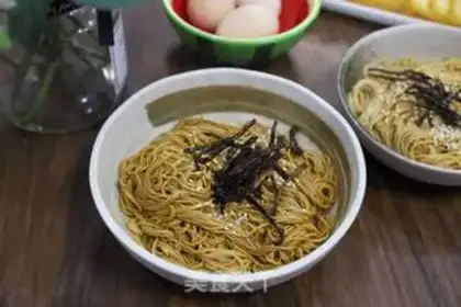 Make Onion noodles step 8