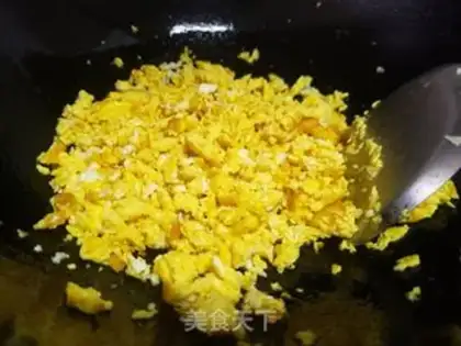 Make A duck egg bun step 3