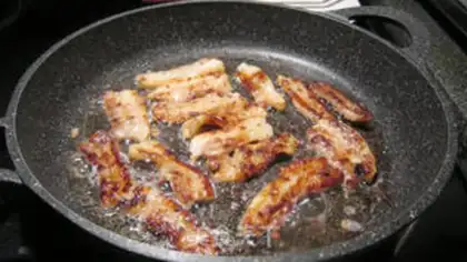 Make Shrimp sauce and greasy meat step 5