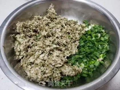 Make A duck egg bun step 4