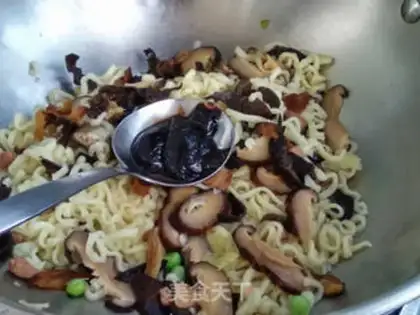 Make Frozen noodles step 9
