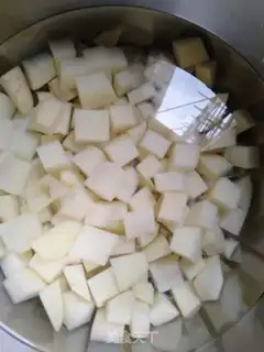 Make Potato red meat step 1