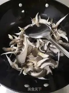 Make Cracking mushrooms step 1