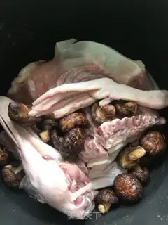 Make Power pressure pan, red duck step 0