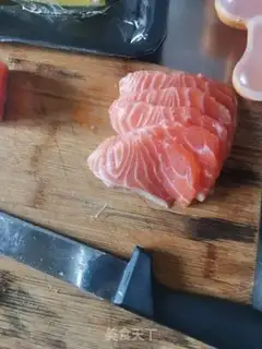 Make Triangular sushi step 1