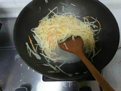 Make Carrot with potatoes step 4