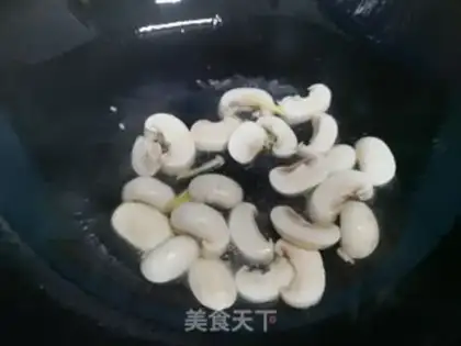 Make Red-cracked mushroom step 1