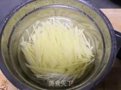 Make Spicy potatoes step 0