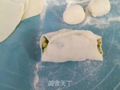 Make Burgundy egg pans step 9