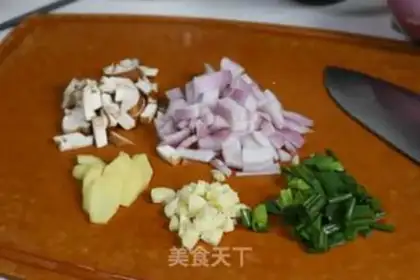 Make Black pepper cow and potatoes step 2