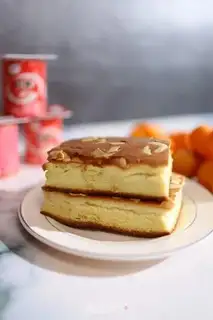 Make The yogurt almond cake step 9