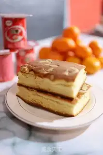 Make The yogurt almond cake step 10