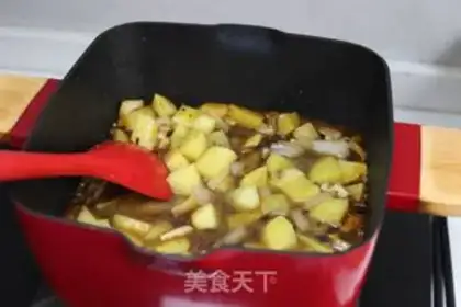 Make Black pepper cow and potatoes step 6