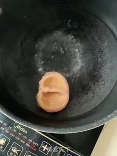 Make Tomato, egg burn step 1