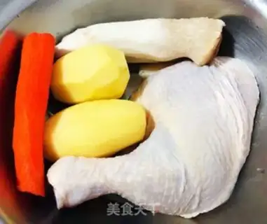 Make Apricot, potato carrot, chicken leg step 0