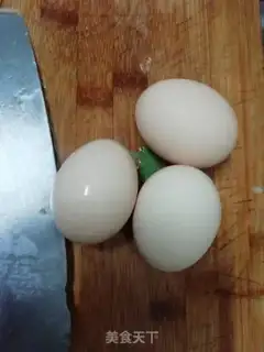 Make Egg radish soup step 0