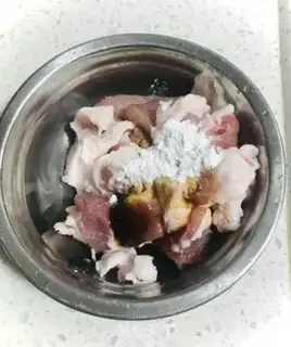 Make A fan of varnish step 2