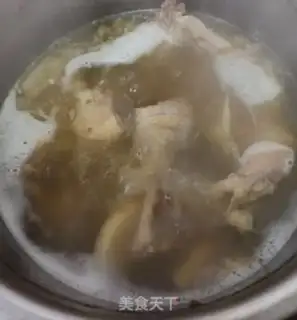 Make Delicious chicken soup step 2